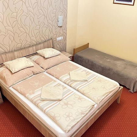 מאקו Gesztenye Apartman מראה חיצוני תמונה